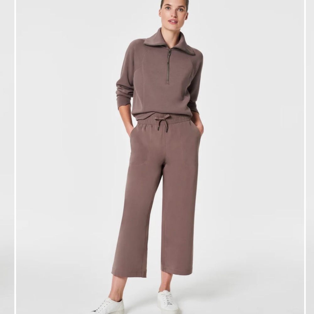 SPANX® On the Move Cropped Wide-Leg Pant